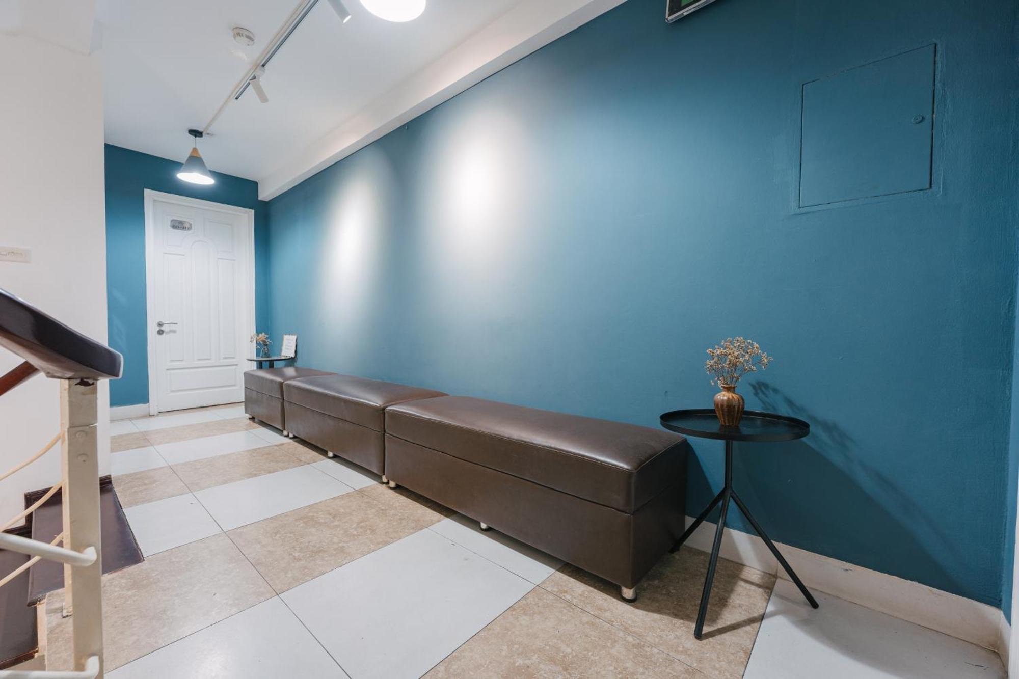 Cheers Hostel ハノイ市 エクステリア 写真