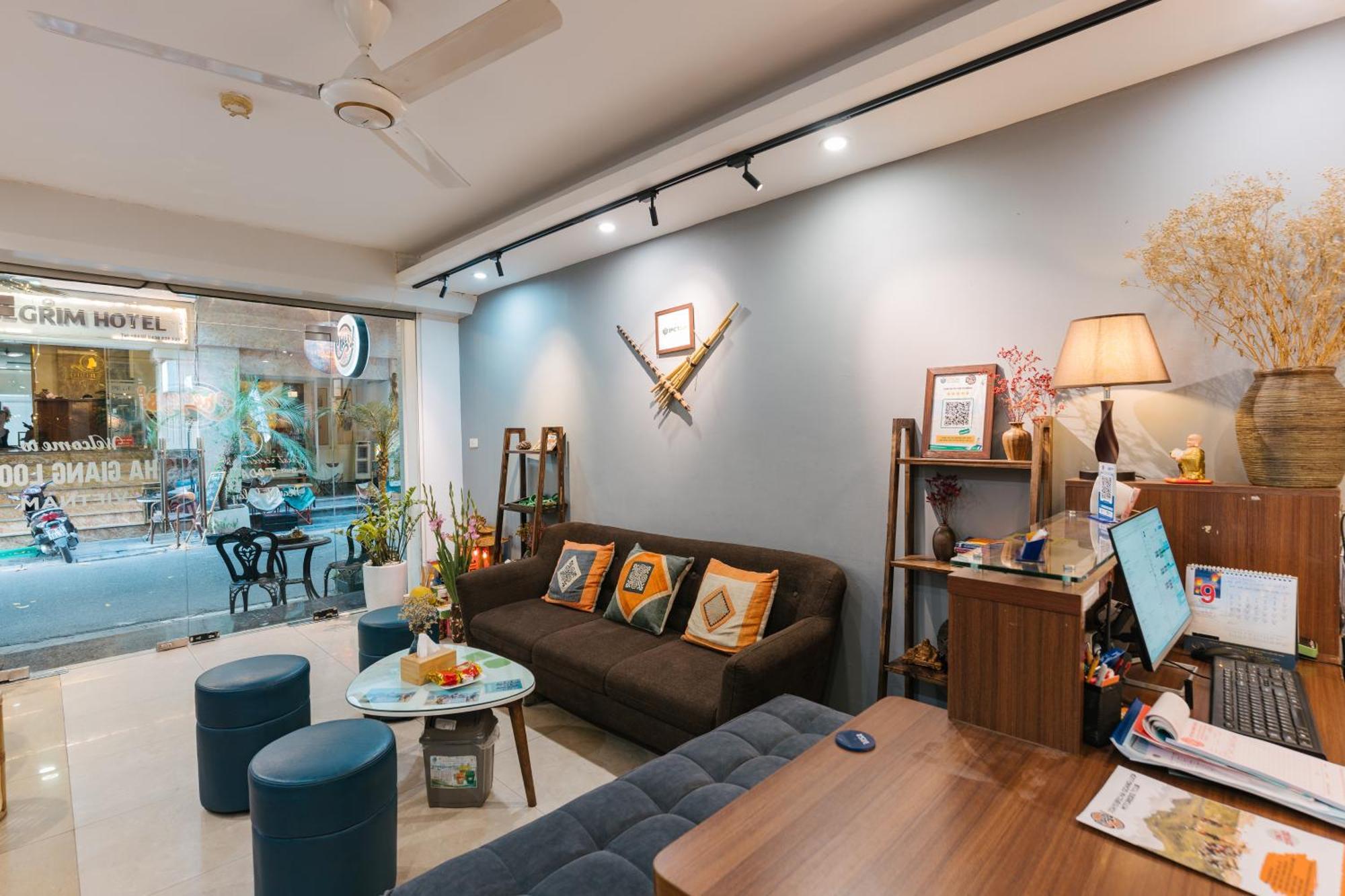 Cheers Hostel ハノイ市 エクステリア 写真