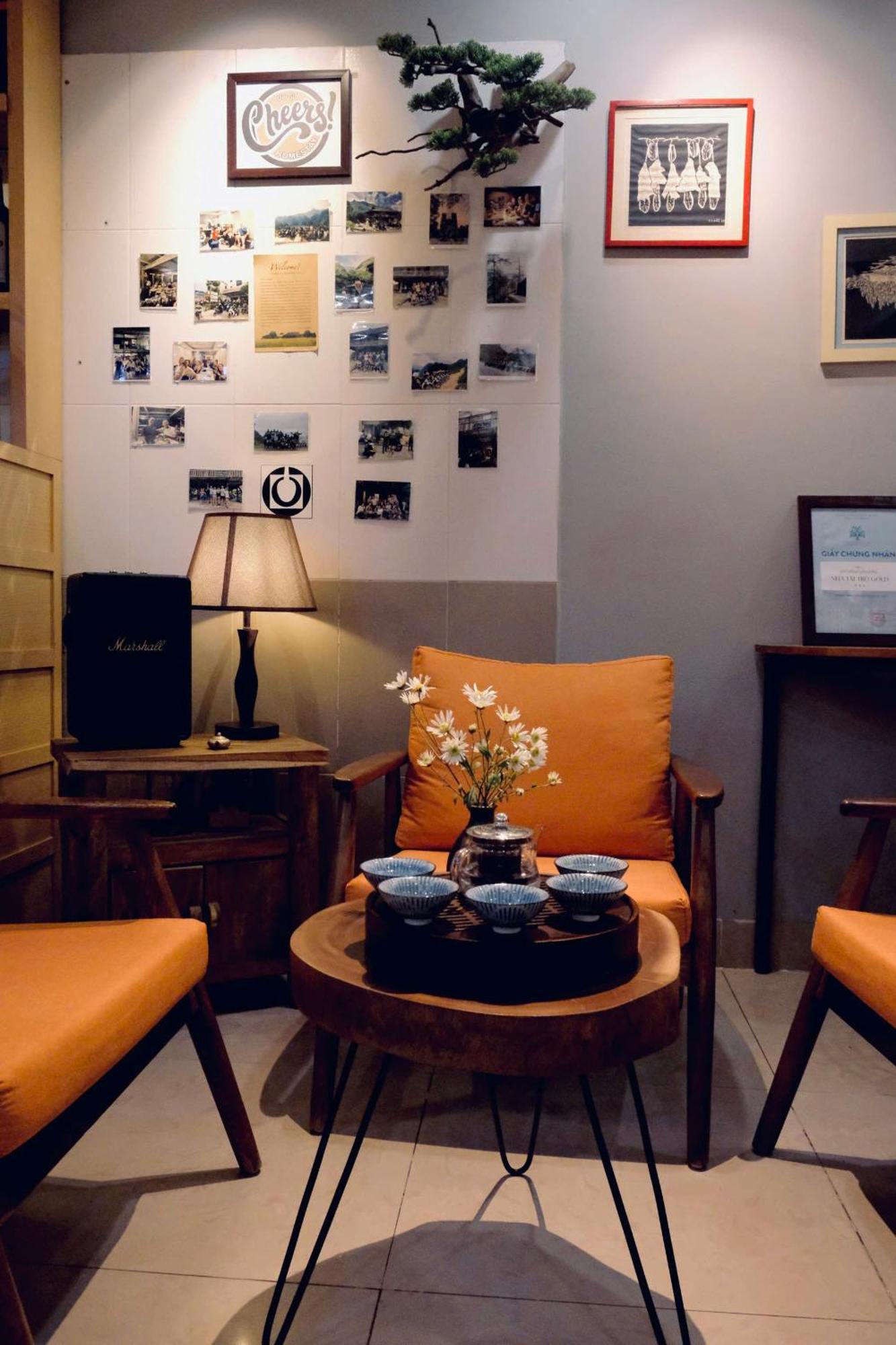 Cheers Hostel ハノイ市 エクステリア 写真