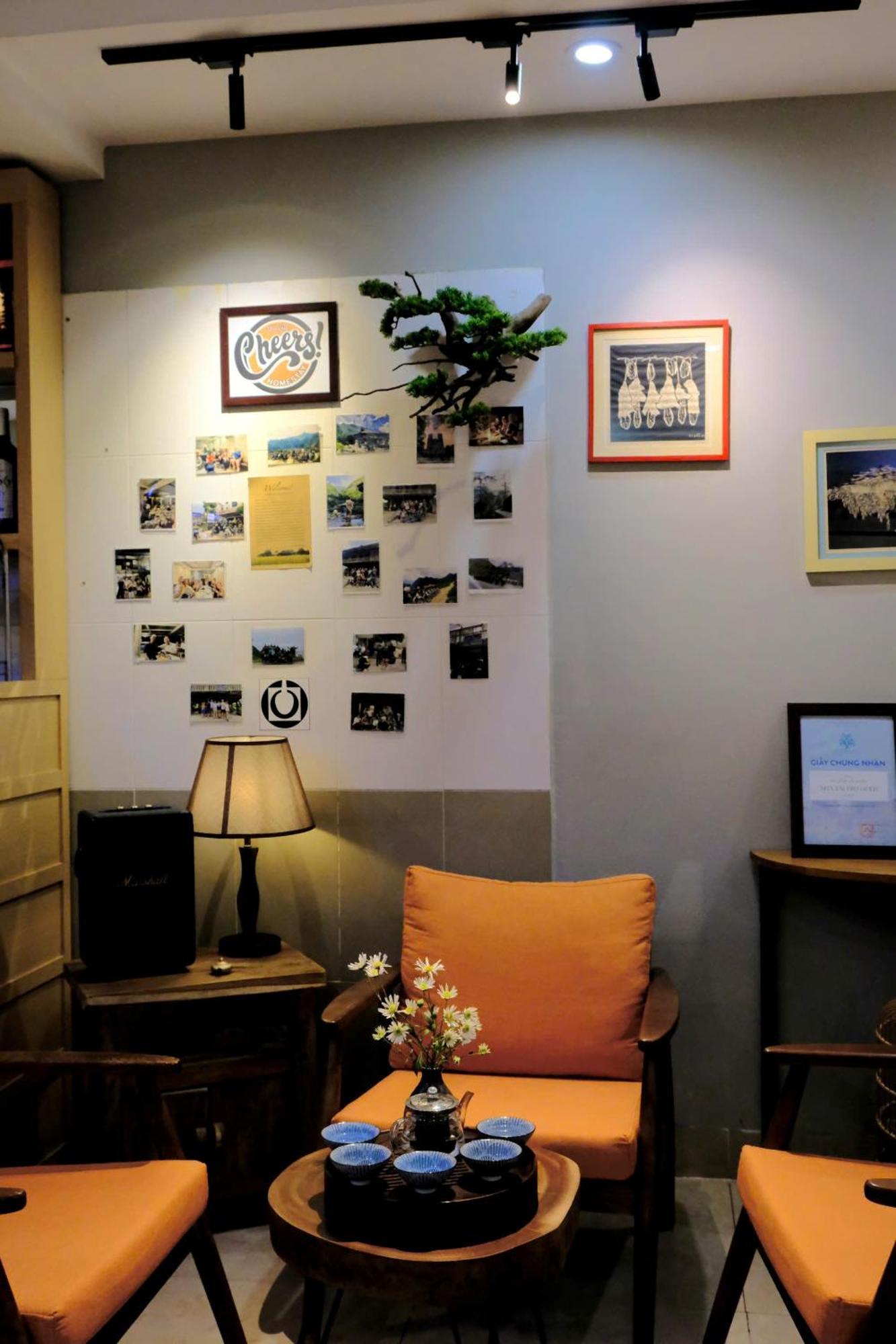 Cheers Hostel ハノイ市 エクステリア 写真
