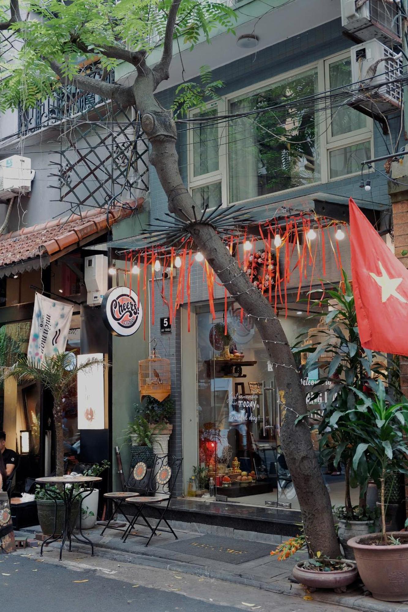 Cheers Hostel ハノイ市 エクステリア 写真
